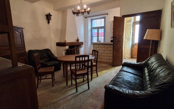 Maison à vendre    6 pièces •  Aups