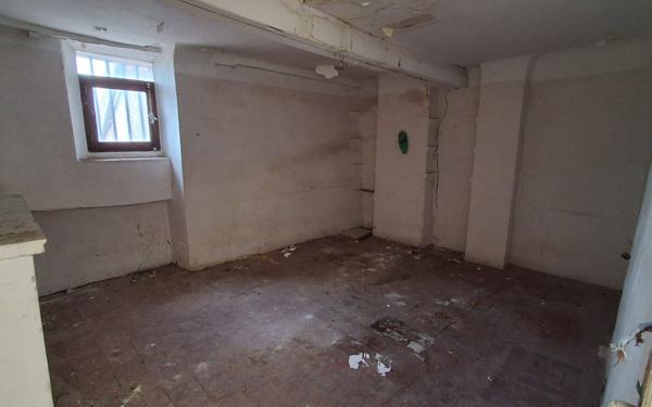 Maison à vendre    6 pièces •  Aups