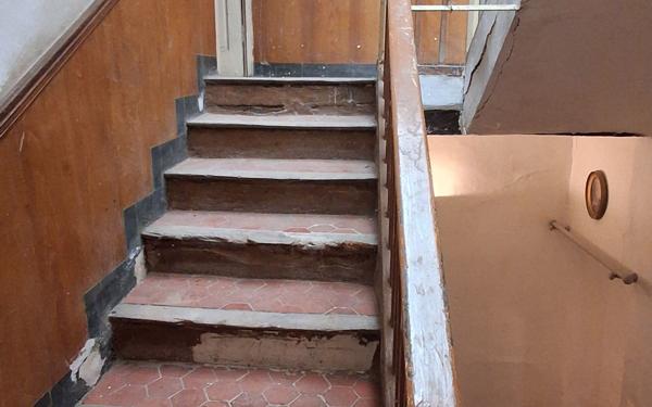 Maison à vendre    6 pièces •  Aups