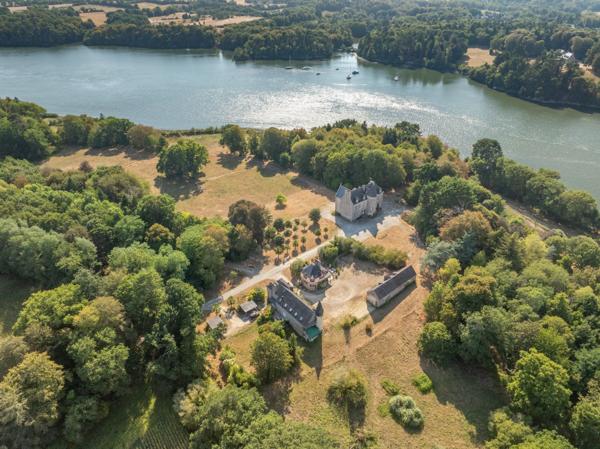 Vente Manoir Quimper 15 Pièces 425 m²