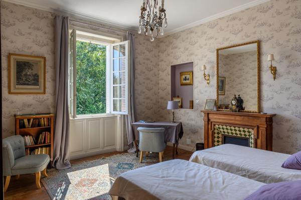 Vente Manoir Quimper 15 Pièces 425 m²