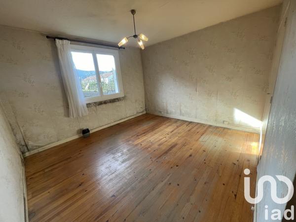 Maison traditionnelle 4 pièces de 94 m² à Satillieu (07290)