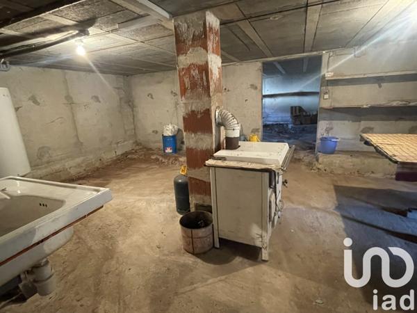 Maison traditionnelle 4 pièces de 94 m² à Satillieu (07290)