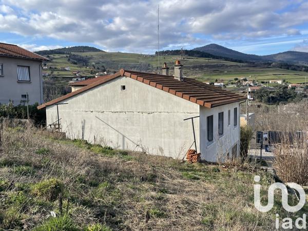 Maison traditionnelle 4 pièces de 94 m² à Satillieu (07290)