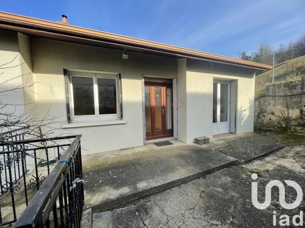 Maison traditionnelle 4 pièces de 94 m² à Satillieu (07290)