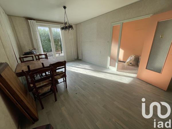 Maison traditionnelle 4 pièces de 94 m² à Satillieu (07290)