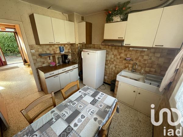 Maison traditionnelle 4 pièces de 94 m² à Satillieu (07290)