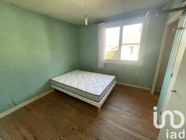 Maison traditionnelle 4 pièces de 94 m² à Satillieu (07290)