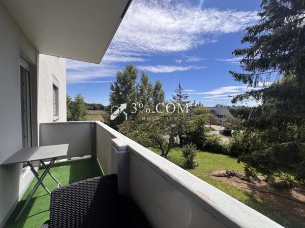 3%.COM Très bel appartement rénové au calme avec terrasse + parking  Lingolsheim (67380)