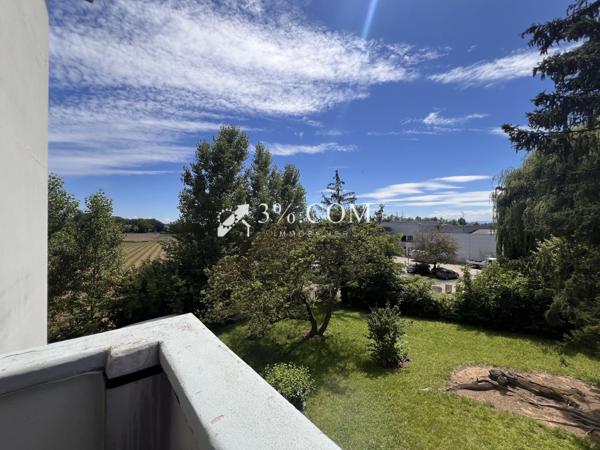 3%.COM Très bel appartement rénové au calme avec terrasse + parking  Lingolsheim (67380)