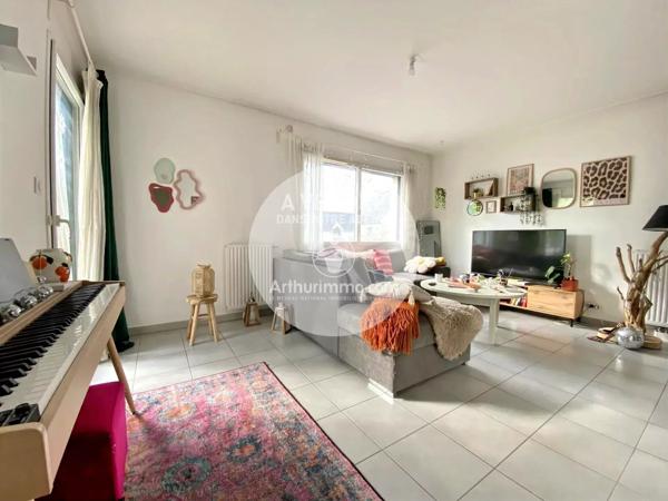 Vente                                                      Appartement
                        
                     2 pièces                      43 m2                     à Pornichet