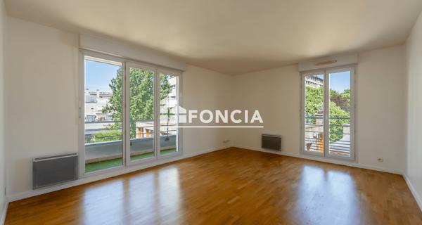 À vendre Appartement 3 pièces 61.78 m² - Paris 75020
