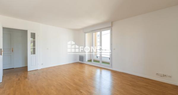 À vendre Appartement 3 pièces 61.78 m² - Paris 75020