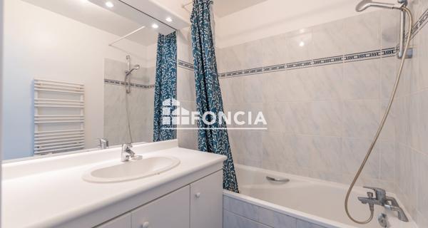 À vendre Appartement 3 pièces 61.78 m² - Paris 75020