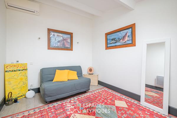 Loft avec grand garage et terrasse