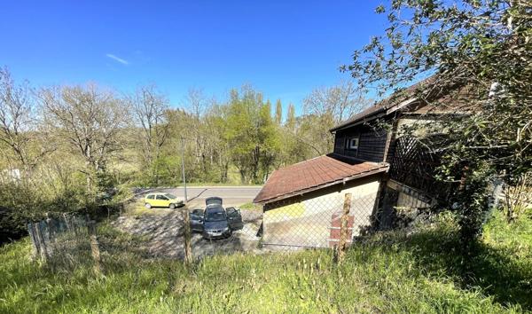 Maison de village avec jardin tous commerces à pied