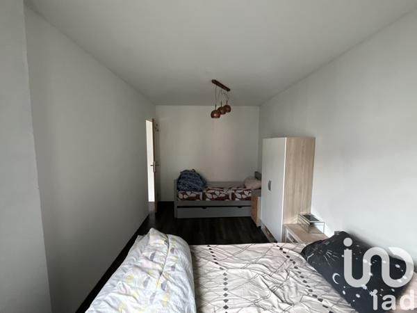 Appartement 3 pièces de 65 m² à Torcy (77200)