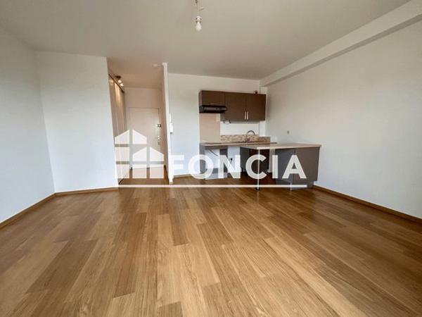 Location Studio 31.87 m² - LA DERIVE Hyeres 83400