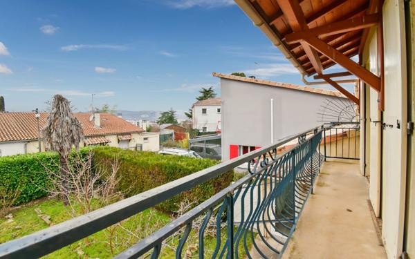 Maison à vendre    4 pièces •  Valence