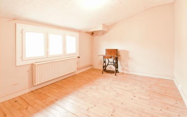 Maison à vendre    4 pièces •  Valence