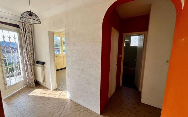 Maison à vendre    5 pièces • 115 m2 Le Vigen