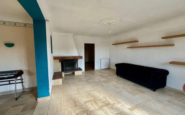 Maison à vendre    5 pièces • 115 m2 Le Vigen