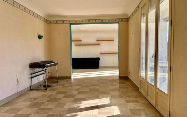 Maison à vendre    5 pièces • 115 m2 Le Vigen