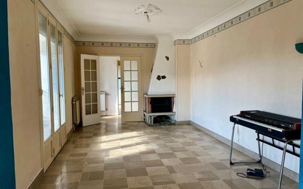 Maison à vendre    5 pièces • 115 m2 Le Vigen