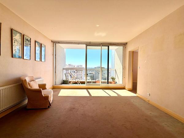 Appartement 4 pièces 85,34 m2, VUE PARIS