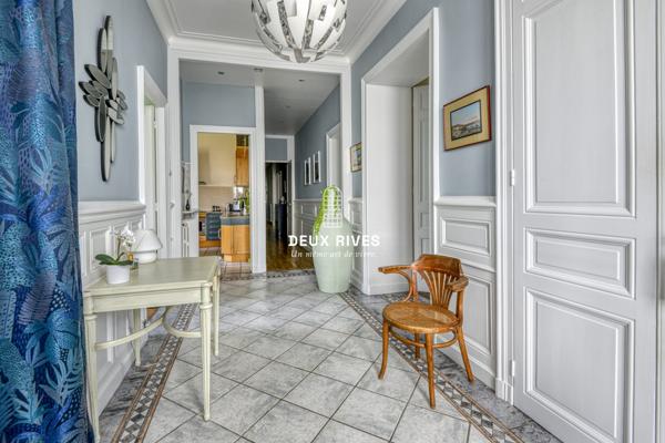 Appartement de Prestige avec vue sur Erdre , jardin et garage double