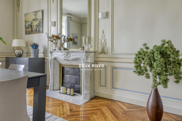 Appartement de Prestige avec vue sur Erdre , jardin et garage double