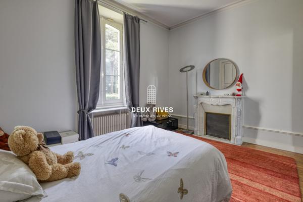 Appartement de Prestige avec vue sur Erdre , jardin et garage double
