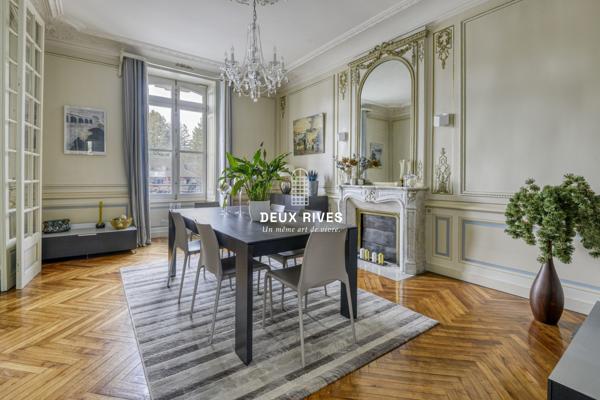 Appartement de Prestige avec vue sur Erdre , jardin et garage double