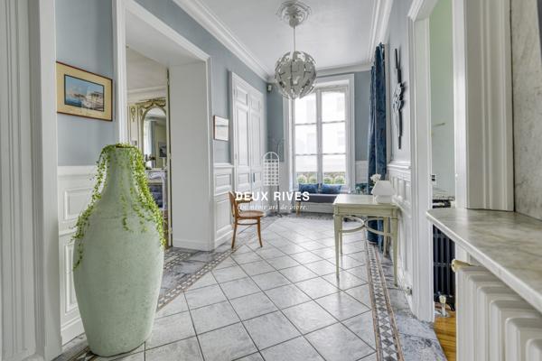 Appartement de Prestige avec vue sur Erdre , jardin et garage double