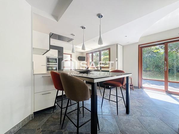 Maison d'architecte aux portes de Vannes – Entre nature, lumière et élégance