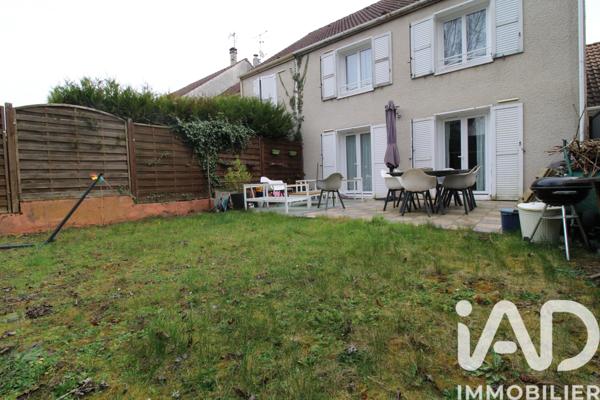 Maison à vendre 4 pièces 112 m² Aulnay-sur-Mauldre