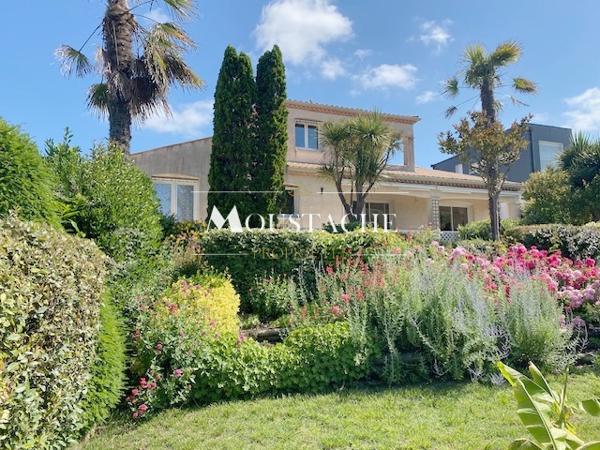 BELLE VILLA FAMILIALE - PLAGE & COMMERCES A PIED -