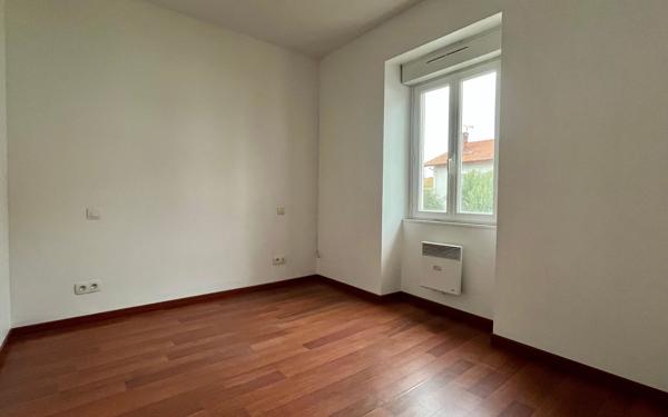 Appartement à vendre    3 pièces • 45,60 m2 Boucau
