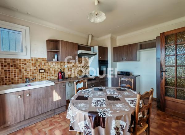 Maison 185 m² - Terrain 588 m² - 5 chambres - 2 garages