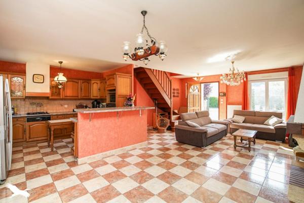 Maison à vendre 389 610 € La Riche 5 p 130 m² DPE C