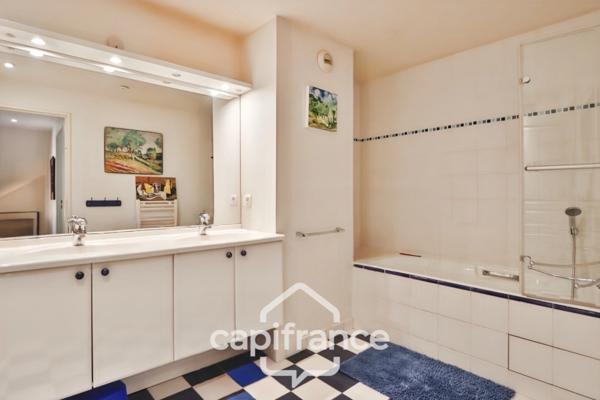 Maison à vendre 7 pièces GARCHES (92)