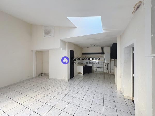 À vendre - Maison ancienne, 4 pièces située à Tours (37100)