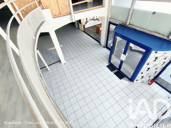 Murs commerciaux  à vendre 830 m² Dole