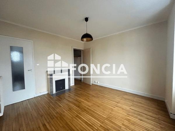 Location Appartement 2 pièces 57.67 m² - 7 RUE DES PERRIERES Nantes 44000