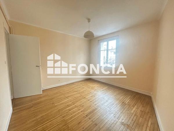 Location Appartement 2 pièces 57.67 m² - 7 RUE DES PERRIERES Nantes 44000