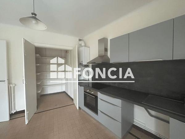 Location Appartement 2 pièces 57.67 m² - 7 RUE DES PERRIERES Nantes 44000