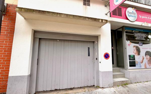 Stationnement à vendre    17,14 m2 Paris 12