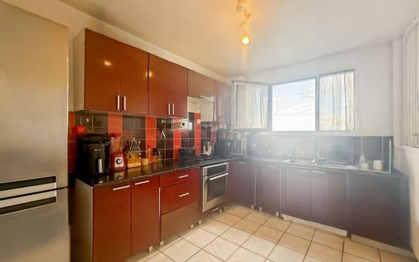 Appartement à vendre    3 pièces • 64,10 m2 Argenteuil