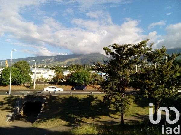 Appartement 2 pièces de 47 m² à Saint-Denis (97490)