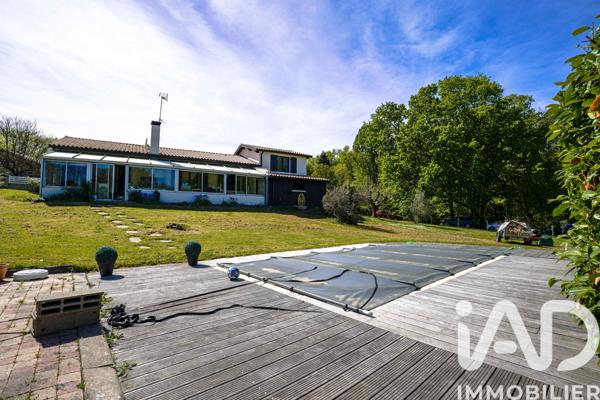 Maison à vendre 5 pièces 130 m² Fargues-Saint-Hilaire